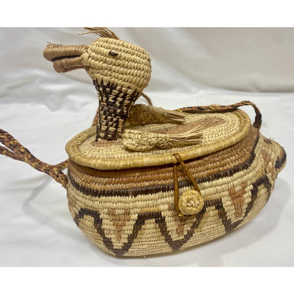 Vintage Duck Purse Woven Hanging Basket Krill Shoulder Bag Kitsch